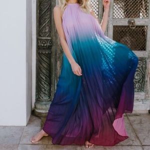 Vici ombré pleated dress